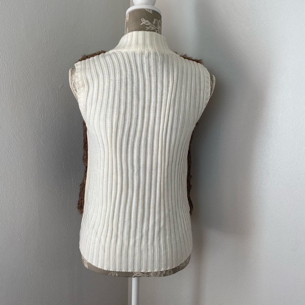 NWOT: Kim Rogers Petite Faux Fur Knit Vest. Brown/Ivory. Sz PS. - Picture 2 of 12